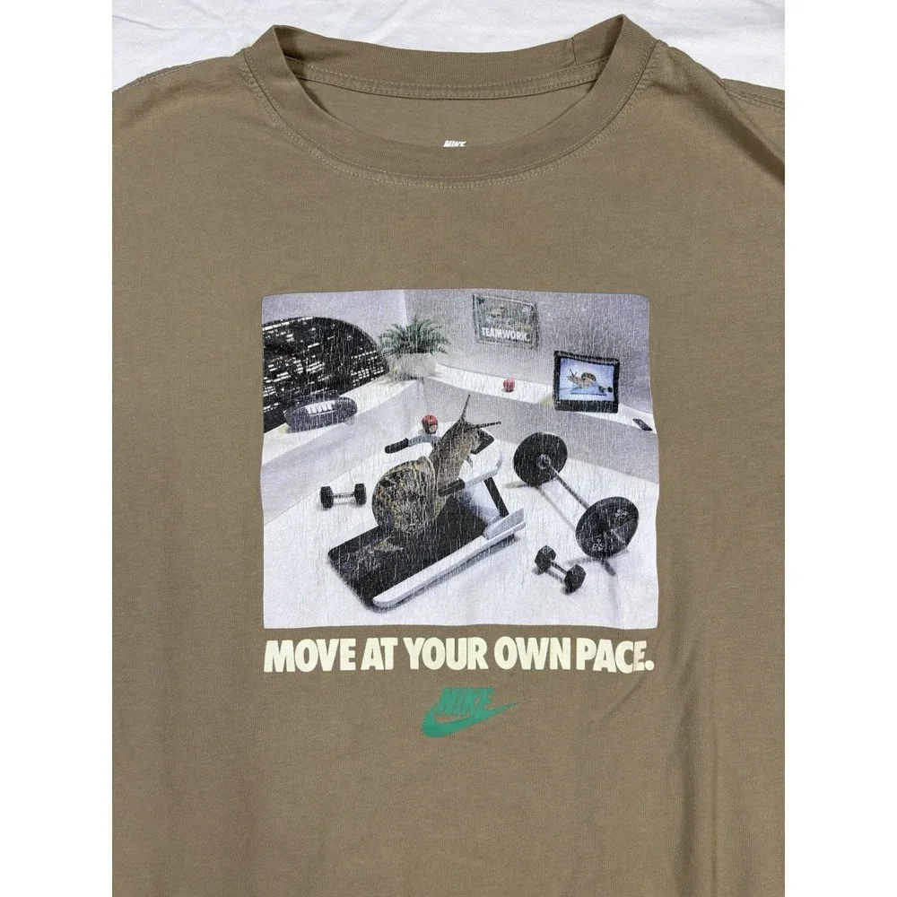 THE NIKE TEE MOVE AT YOUR OWN PACE SNAIL WORKOUT ADULT T-SHIRT XL Loose Fit